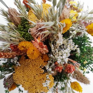 Trockenblumenstrauß gelb-grün in Papiertasche – Stilvolles Geschenk
