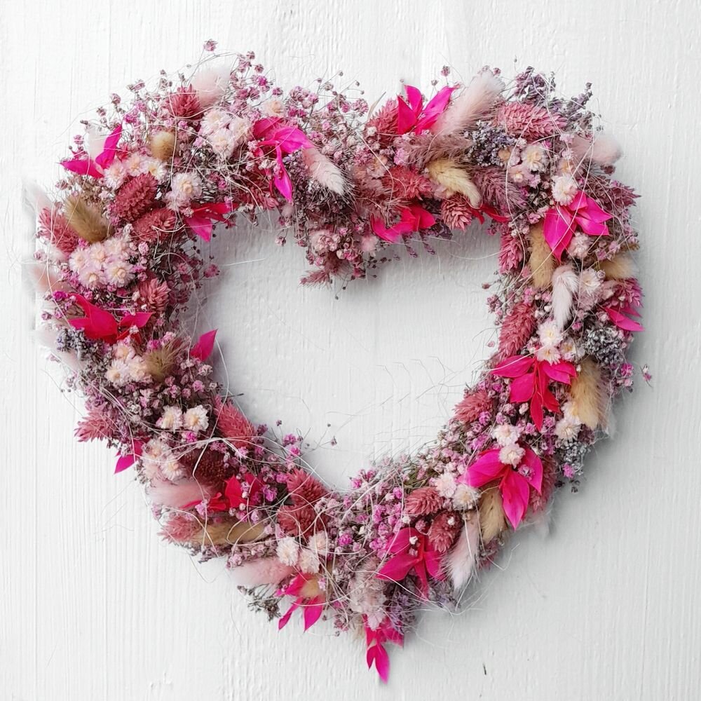 Herzkranz aus Trockenblumen in Pink-Rosa – Tür- & Wanddeko 30 cm