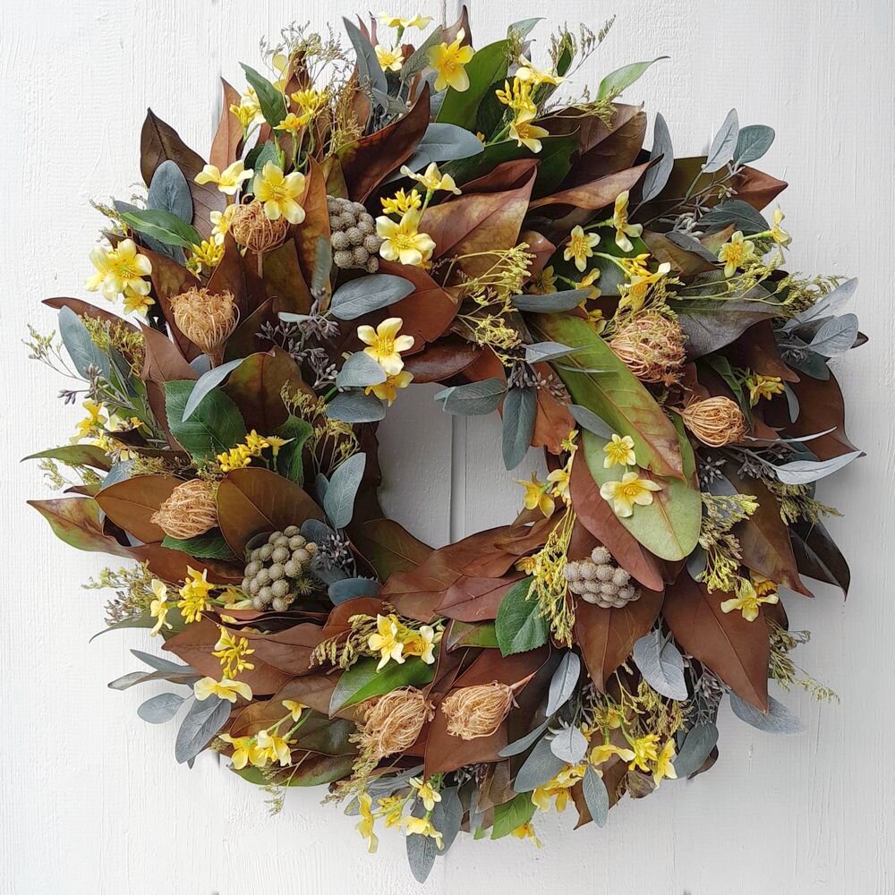 Exklusiver XL Türkranz aus Magnolienblättern, Eukalyptus & gelben Blüten