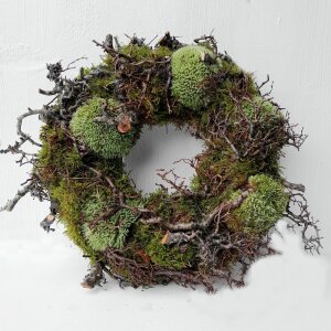 Naturkranz frisch aus Kugelmoos mit Hölzern –...
