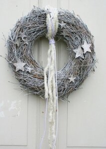 Handgefertigter Adventskranz Shabby Chic mit  Filzkordel – Adventsdeko